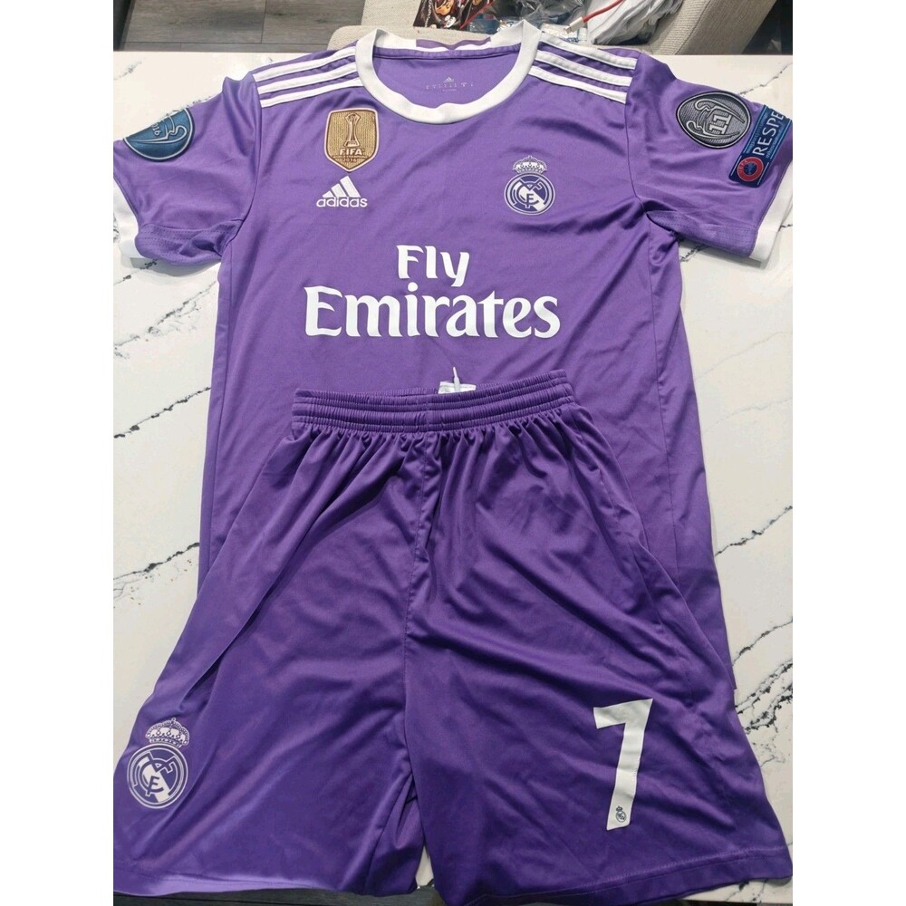 2016 Real Madrid Away Kit RONALDO 7 Small Shirt And Shorts Set